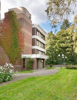Eigentumswohnung in beliebter Lage von Wandsbek - Mit sonnigem Balkon und Tiefgaragenstellplatz - Hamburg