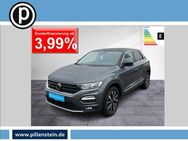 VW T-Roc, 1.0 TSI STYLE DIGITAL, Jahr 2021 - Fürth