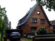 Ihr Familientraum am Wahrzeichen Rendsburgs: Charmantes, saniertes 8 Zimmer EFH mit großem Garten - Rendsburg