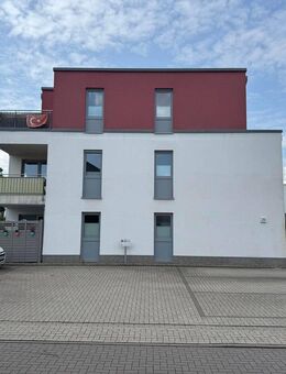 Gepflegte 2-Zimmer-EG-Wohnung mit überdachter Terrasse und Stellplatz in Alexandersfeld - Oldenburg