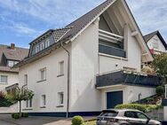 Eine Seltenheit am Immobilienmarkt: top gepflegtes Dreifamilienhaus in Arnsberg-Müschede! PROVISIONSFREI - Arnsberg