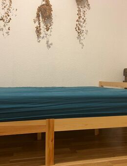 Holzfarbig Bett mit Matratze - Velbert