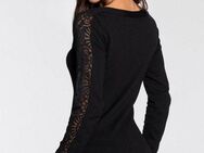 Melrose Strickpullover mit eleganter Spitze an den Armen