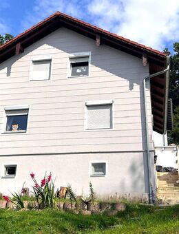 Attraktives Einfamilienhaus in Eggenfelden - Modernisiert, gepflegt & in ruhiger Hanglage - Eggenfelden