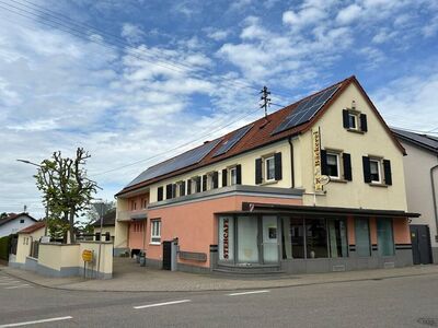 Attraktives Haus- und Hofanwesen mit Wohnung, Gewerbe und Baugrundstück in zentraler Lage