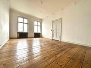 Klassischer Altbau - renovierungsbedürftig in Berlin-Charlottenburg - Berlin