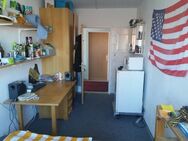 Möbliertes Zimmer im Studentenwohnheim in bester Lage zu Uni und Innenstadt - Erlangen