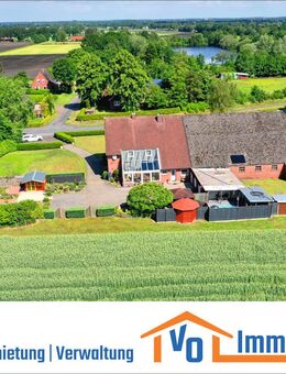 Keine Käuferprovision: Moderner Resthof mit einigen Highlights auf 14.088 m² Südgrundstück in Wittmund - Wittmund