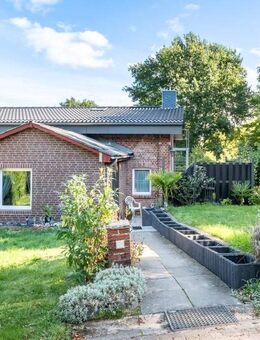 Charakterhaus mit Komfort - Ebenerdig, mit neuem Dach, modernen Fenstern und Traumgarten! - Grebin