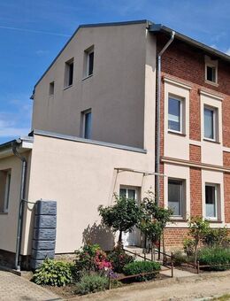 Rügen Kapitalanlage im Seebad Altefähr: modernisiertes MFH mit 7 schönen Wohnungen - Altefähr