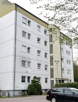 4,5 Zimmer Eigentumswohnung mit Balkon & TG-Stellplatz - Oberndorf (Neckar)