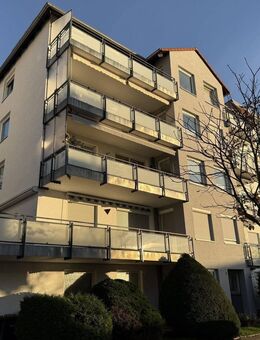 oft gesuchte große 2 Zimmer- Mietwohnung mit TG-Platz im Vorderen Westen - Kassel