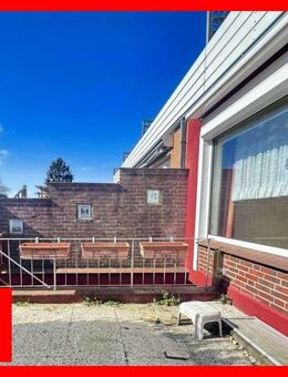 Reihenmittelhaus mit großem Wohnzimmer und Dachterrasse in zentraler Lage von Lübeck - Lübeck