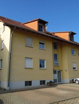 Eschbach (Markgräflerland): 2-Zi. ETW mit ca. 56 m² Wfl. im Untergeschoss mit Parkett- und Fliesenböden, Abstellraum und Pkw-Stellplatz im Freien - Eschbach (Baden-Württemberg)