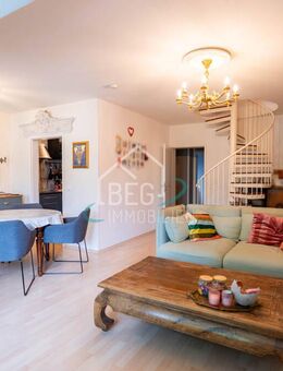 Familienfreundliche 4-Zimmer-Wohnung mit Wintergarten und Duplex-Stellplatz - Haar