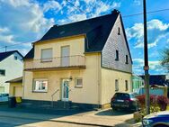 2 Wohnungen, 2 Garagen und Garten in zentraler Lage - Mendig
