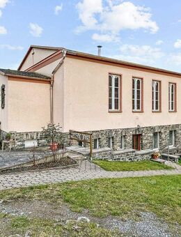 Vom Gotteshaus zum Zukunftsraum: Kirche zur innovativen Umnutzung in Zschopau - Zschopau