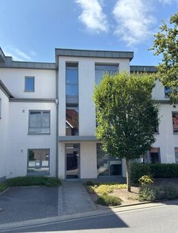 Moderne und großzügige Wohnung mit Garten und Tiefgaragenstellplatz - Kaarst