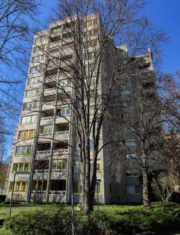 Sofort wohlfühlen: 2-Zi.-ETW in Citylage - Herrenberg