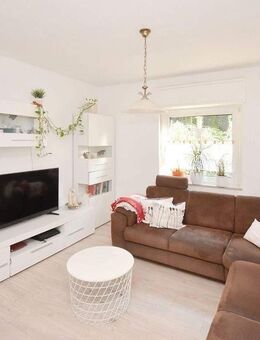 Ibbenbüren-Dickenberg: Saniertes Einfamilienhaus direkt am Wald mit großem Garten! - Ibbenbüren