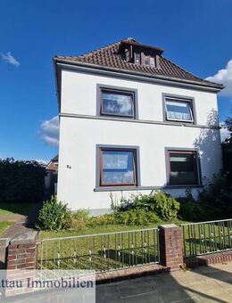 M 18 BOCKHORN -gepflegte 3 Zimmerwohnung im Obergeschoss eines Zwei-Familienhauses an 1-2 Personen- - Bremen