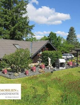 Urgemütliches Holzblockhaus auf idyllischem Grundstück im Ferienhausgebiet - Sassenburg