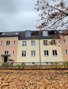 Helle Wohnung mit Balkon und Grünblick in Berlin Köpenick - Berlin