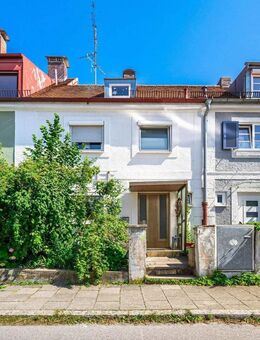 Charmantes Reihenmittelhaus in den schönsten Straßen Sendlings - München