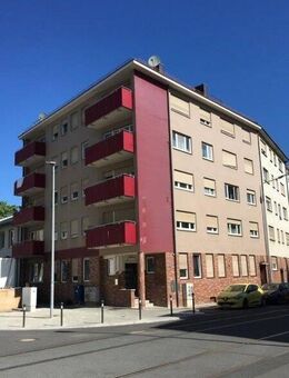 Schöne 2-Zimmerwohnung - DG - Duschbad - Einbauküche - Renoviert - Kein Aufzug - Nürnberg