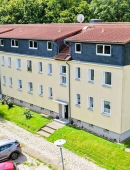 Kapitalanlage bei Halberstadt: 8 WE, 480 m² Wfl., Balkone, DG-Ausbau vorbereitet, Vermietung läuft! - Huy