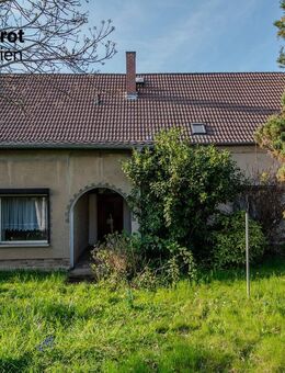Wohnhaus mit Einliegerwohnung, großem Grundstück nahe Zwenkauer See - Zwenkau