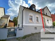 Kleine DHH mit 3 Zimmern, Nebengebäude und Garage - zentral in Neustadt a.d. Aisch - Neustadt (Aisch)