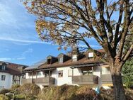 Hübsche 1-Zi.-Dachgeschosswohnung mit Loggia und Bergblick, zentral in Freilassing. - Freilassing