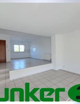 ***Zentrale Lage: großes Haus mit tollem Garten*** - Rodgau