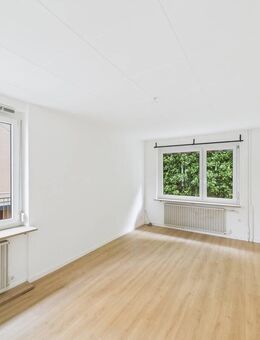 1 x WG-Zimmer in S-Untertürkheim, schöne Terrasse, Gartenanteil, EBK, gute Lage, sofort frei - Stuttgart