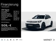 VW Tiguan, 1.5 R-Line e-hybrid IQ BLACK-STYLE ES, Jahr 2022 - Heidenheim (Brenz)