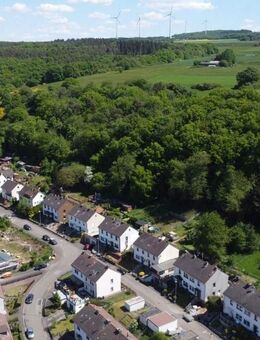 Barrierearmes Wohnen am Waldrand - nachhaltiger Bungalow mit eigenem Garten - Idar-Oberstein
