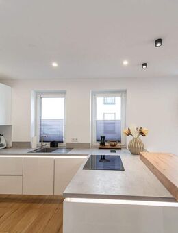 Stilvolle Doppelhaushälfte mit moderner Architektur in Moosfelde - Arnsberg