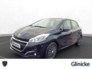 Peugeot 208, Active Pure Tech 82, Jahr 2019 - Kassel