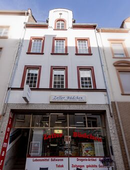 Zwei Stadthäuser mit Geschäftseinheit und Innenhof inmitten der Fussgängerzone von Zeller Altstadt - Zell (Mosel)