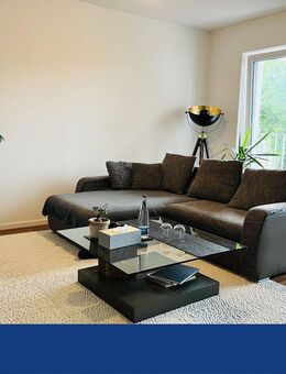 Helle 2,5 Zimmer-Wohnung mit Tiefgaragenstellplatz in Leonberg - Leonberg (Baden-Württemberg)