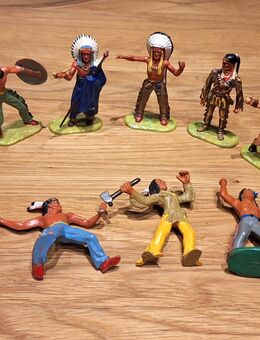 Ca 50 Elastolin/Britains Figuren und andere Indianer--Cowboy--usw 6-8 cm hoch +++++NEUE BILDER - Meckenheim