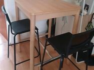 Ikea Bartisch mit zwei Barstühle - Augsburg