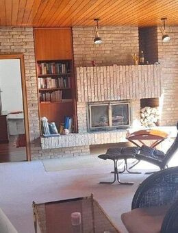 Architektenhaus mit Schwimmbad , Sauna und Garage in Zetel zu verkaufen. - Zetel