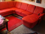 Wohnlandschaft, Couch, Sofa , hochwertig in U-Form, rot, Mikrofaser - Berlin Spandau