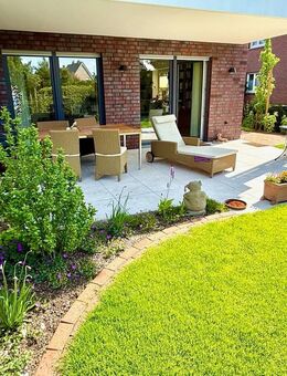 Große Neubauwohnung mit überdachter Terrasse & Garten - innovativ und komfortabel in Citylage! - Warendorf