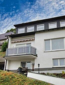 Modernes Wohnen in zentraler Lage - Platz für Familie, Generationen oder clevere Investoren - Sundern (Sauerland)