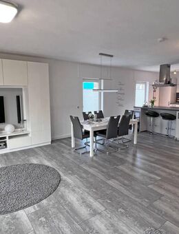 Zuhause entspannen: Doppelhaushälfte mit Pool, Sauna & tollem Wohnambiente in Rheinberg-Budberg - Rheinberg