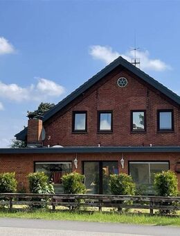 PROVISIONSFREI! Gepflegtes Mehrfamilienhaus mit Garten in Loxstedt! - Loxstedt