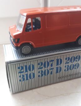 Modellauto 1:50--3 x Conrad--Mercedes Benz 207-208-307 siehe dazu die Bilder - Meckenheim